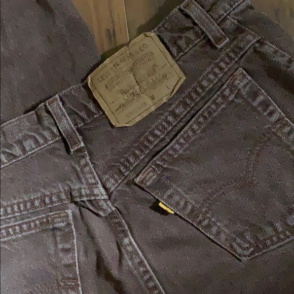 Vintage Levi Mom Jeans - Picture 2 of 2